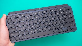 MX KEYS MINI  Compacto e Minimalista Review PTBR [upl. by Adlar]