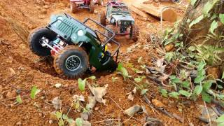 RC 4X4 SCX10 GMADE SAWBACK fun crawling [upl. by Jannelle]