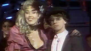 Lepa Brena  Seceru seceru  Novogodisnji Show Program  RTB 198485 [upl. by Eudosia]