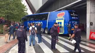 Llegada del Real Oviedo a El Molinón [upl. by Sleinad]