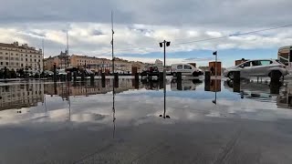 Γαλλία Πλημμύρες στην Μασσαλία μετά την δυνατή νεροποντή… [upl. by Burnside660]