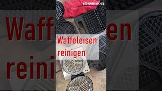 Waffeleisen reinigen mit der Reinigungswaffel  Tipps von Rommelsbacher shorts [upl. by Aurelea]