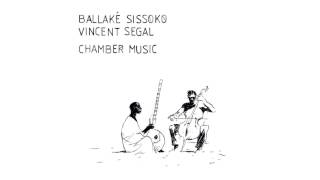 Ballaké Sissoko  Vincent Segal  Histoire de Molly [upl. by Tnelc210]