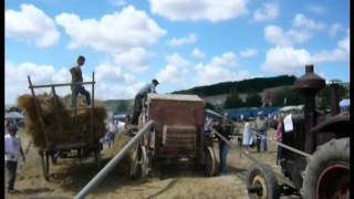 Tracteurs et Machines Agricoles dAutrefois  reportage de Gg  20100810 [upl. by Hildegaard]