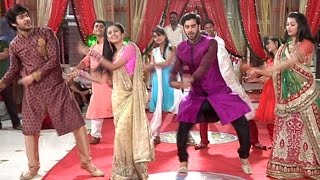 Veera And Baldev Dance On The Tunes Of quotDelhi Wali Girlfriendquot [upl. by Whitnell372]