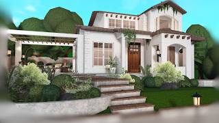 Building a Realistic Mediterranean House in Bloxburg [upl. by Dillon]