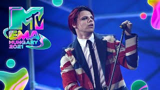 YUNGBLUD fleabag LIVE  MTV EMAS 2021 [upl. by Saree]