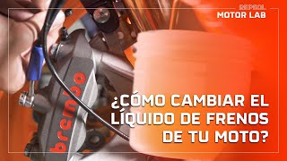 ¿Cómo y cuándo cambiar el líquido de frenos de nuestra moto [upl. by Tempest340]