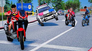 GTA V MODS  FLAGREI MEUS AMIGOS DANDO FUGA DA POLICIA DE MOTO ROUBADA no GTA 5 O FILME [upl. by Oeak]