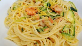 5 Minutes sprimp pasta Zucchini recipes come fare pasta gamberi con zucchine  top recipe 2020 [upl. by Uela962]