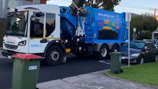 Quick video of SL01631 Hobsons bay Garbage [upl. by Ruelle624]