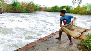 Unbelievable Cast Net Fishing  Fisherman vs River Catch Netting [upl. by Pillow107]