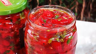 Ardei copti murati in otet la borcan  Pickled roasted peppers in vinegar in a jar [upl. by Ellerrad]