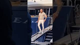 Conor McGregor was seen leaving his yacht in Puerto Banus to meet fans mcgregor fans puertobanùs [upl. by Sinnel]