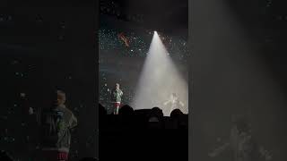 Diljit Dosanjh invited Hania Aamir on stage during his concert in London trending october dance [upl. by Aisak]