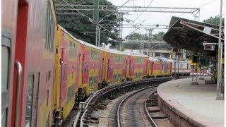 Indian Railways Locomotive Class WAP7 coupling with 22626 Bengaluru Chennai Double Decker Express [upl. by Epilihp524]