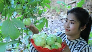 How to Make Passion Fruit Juice at Home  Passion Fruit Juice  Prepare by countryside life TV [upl. by Hewett759]