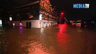 Hoogwater in Rotterdam Vlaardingen en Schiedam [upl. by Reynold]