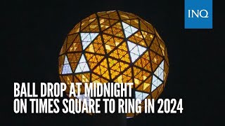 Ball drop at midnight on Times Square to ring in 2024 [upl. by Brendis]