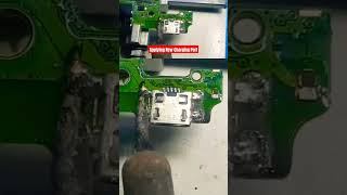 Applying New Charging Port Of Infinix Hot 10 repair tech technology smartphone mobile [upl. by Ainola34]