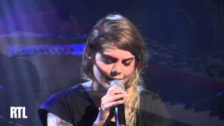 Coeur de Pirate  Mistral Gagnant en live dans le Grand Studio RTL  RTL  RTL [upl. by Amandie]