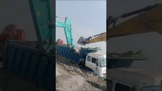 🙏हे भगवान ये किया🚛 पूरा गाड़ी जमीन में जा रहा है 😭😭 [upl. by Ibba]