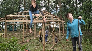 Girl builds house by the roadside to build a new life [upl. by Inger]