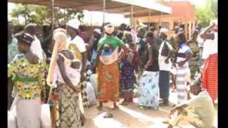 Comunità di SantEgidio  Bravo Programma di registrazione anagrafica in Burkina Faso [upl. by Genet]