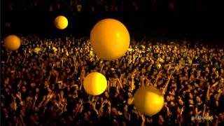 Coldplay Live from Japan HD  Yellow [upl. by Ybrik]