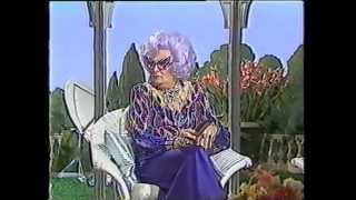 The Dame Edna Experience 1989 01 [upl. by Pepito]