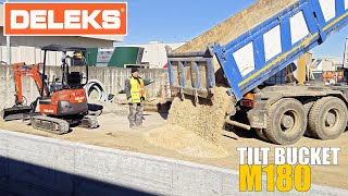 Miniescavatore DELEKS M180 con benna tilt  Utilizzo in cantiere [upl. by Ricky]