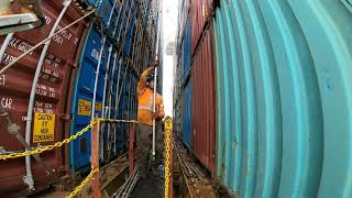 Lashing Containers  SM Mumbai  Drop delash and Lash back Port of Seatle  Longshore Lashers [upl. by Pelligrini]