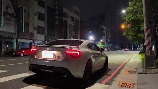 2020 Toyota GT86 with Tomei EL header and hks single exit cat back exhaust [upl. by Enajharas]