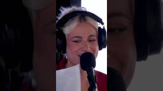 PIxie Lotts INCREDIBLE cover of Shaboozeys A Bar Song Tipsy ❤️🎶 pixielott shaboozey cover [upl. by Nasah975]