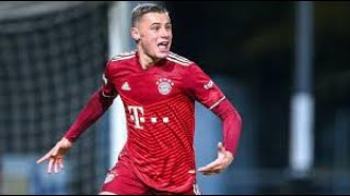 Gabriel Vidovic  Bundesliga Debut FC Bayern  Highlights  TalentWatch  ScoutingReportLR [upl. by Elidad]