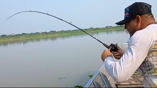 Não acreditava que tinha muito peixe nesse rio Pescaria no Pantanal [upl. by Nevag]