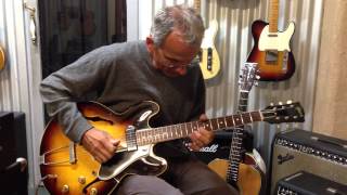 Nick Panousakis with a 1959 Gibson ES330TD  Twangcentral Guitars Adelaide January 2013 [upl. by Myrle629]