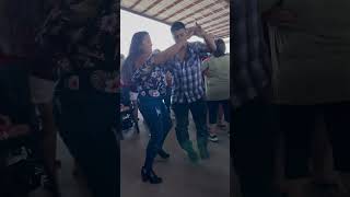 Celene y chuyito en TX youtubeshortsvideo baile 956valley dancemusic lapulga [upl. by Veron]