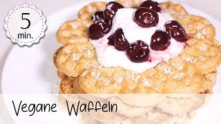 Vegane Waffeln Rezept  Waffeln selber machen  Waffeln Vegan Gesund ohne Banane  Vegane Rezepte [upl. by Cadmar]