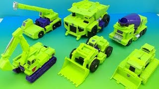 DEVASTATOR BUILD TRANSFORMERS COMBINER WARS VIDEO [upl. by Jeralee8]