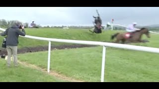 Horse Racing Death 28  Youcannotbeserious at Punchestown Racecourse [upl. by Nimaynib]