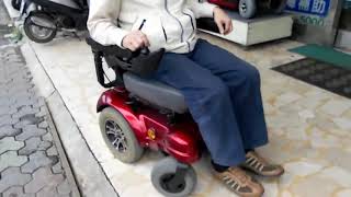 C T M HS 5600 HEAVY DUTY ELECTRIC WHEELCHAIR REVIEW 2024 [upl. by Marieann994]