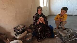 quot🍳☀️ Preparing a Nomadic Breakfast by Zahra Dehzireh for Her Children 🥖🧈quot [upl. by Lienhard]