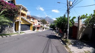 🇸🇻🇸🇻 CASAS DE LOS RICOS EN COLONIÁ ESCALON SAN SALVADOR EL SALVADOR [upl. by Andras]