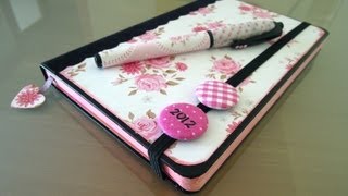 Manualidades de papel Cómo decorar una agenda Moleskine Tutorial [upl. by Perice]