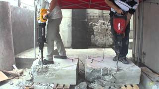 Rompendo Hilti 15kg x Dewalt 30kgMP4 [upl. by Cassady]