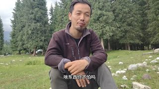 在摩旅路上四个月从没掉过东西，今天第一次被偷，而且是充满脚臭味和汗味的贴身睡袋 [upl. by Ardnoed]