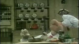 Muppet Show Swedish Chef Pig Making Popcorns [upl. by Debo]