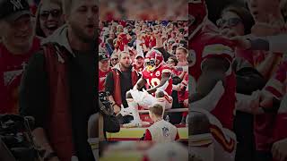 Tyreek Hill Peace Sign Transition football viralvideo nfl transition [upl. by Attenyl486]