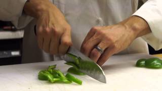 How to Cut a Bell Pepper  eTundra [upl. by Iran]